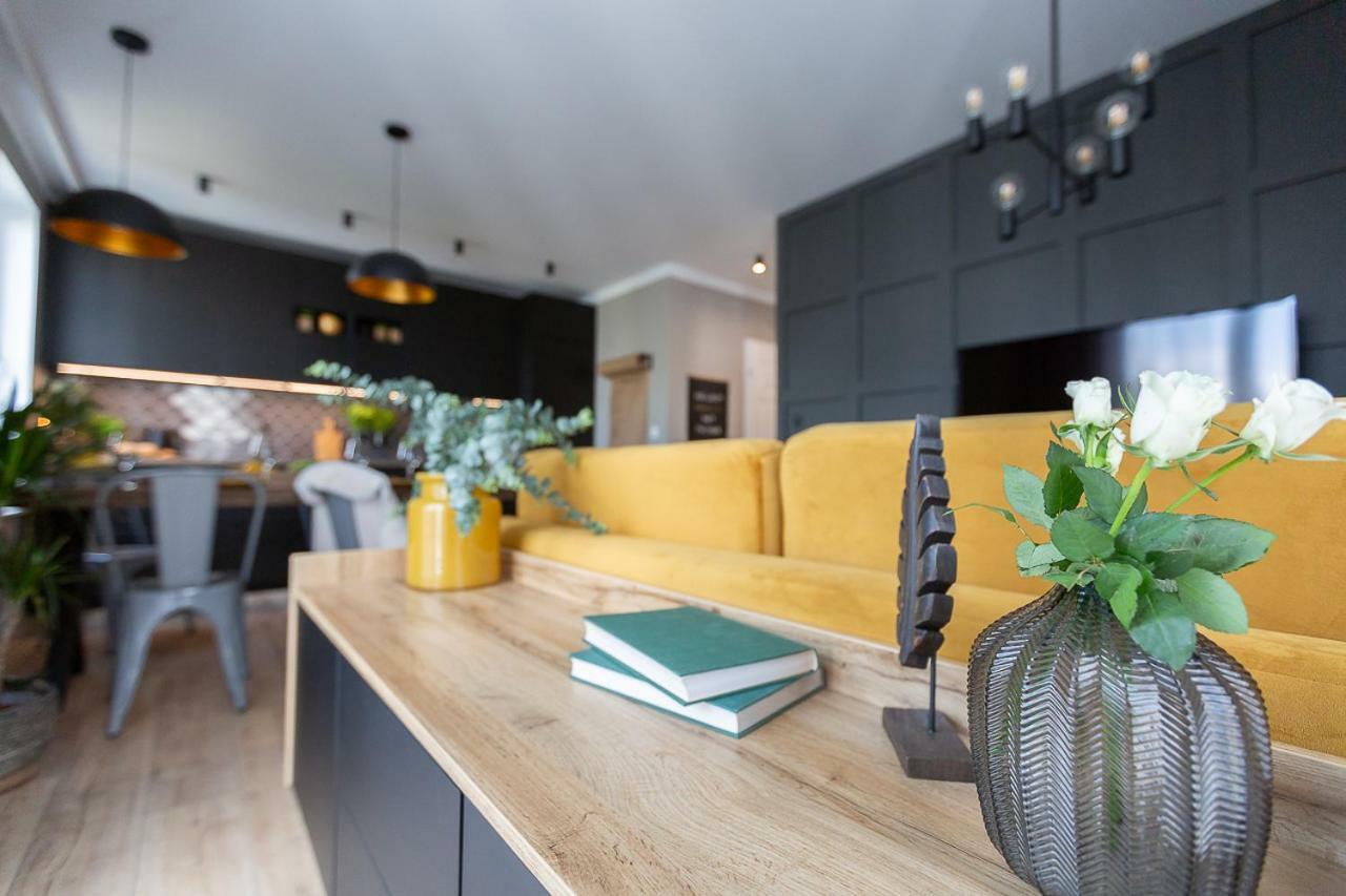 Apartamenty Flat White Obywatelska 47Ab 지엘로나구라 외부 사진
