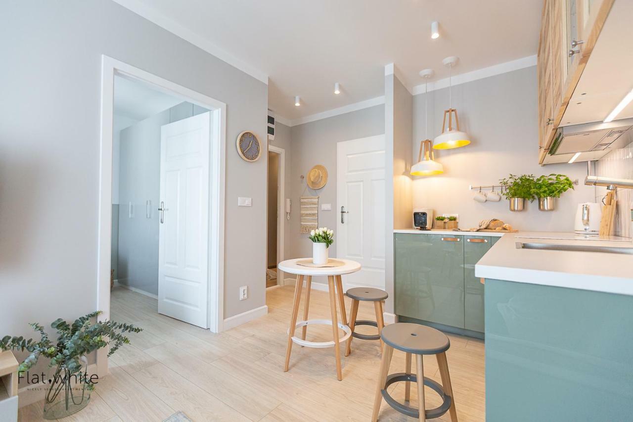 Apartamenty Flat White Obywatelska 47Ab 지엘로나구라 외부 사진